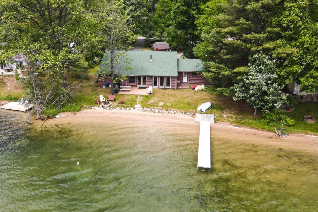 13 Mi To Downtown Quiet Lakefront Cottage ทราเวิร์สซิตี้ ภายนอก รูปภาพ